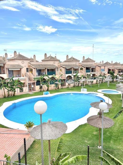 Апартаменты Unifamiliar Chiclana, La Barrosa Чиклана-де-ла-Фронтера Экстерьер фото